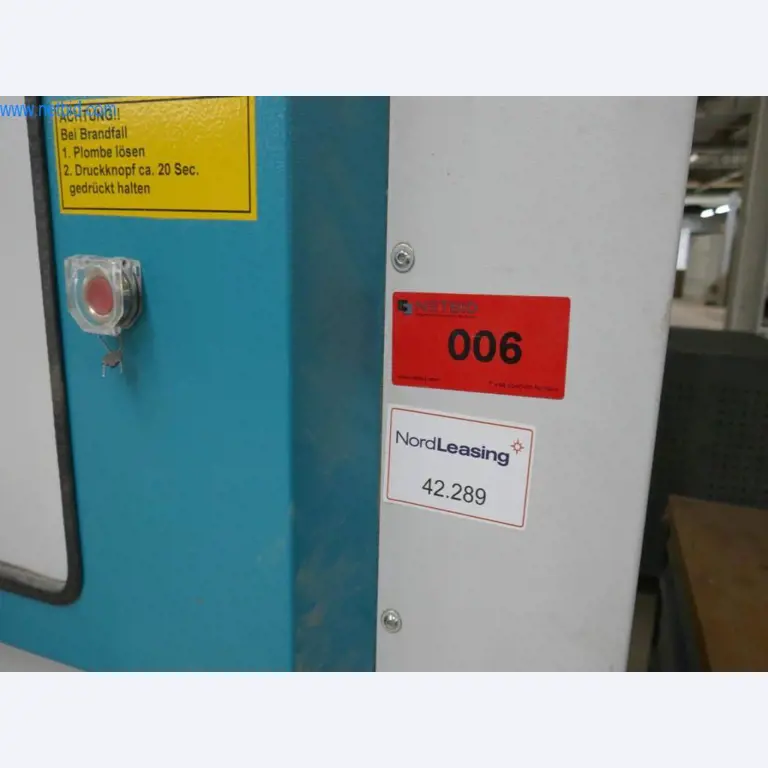 Máquinas para a produção de mobiliário para salas de estar-2