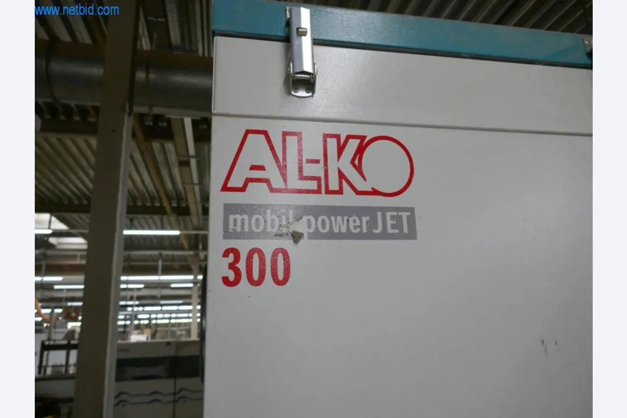 Máquinas para a produção de mobiliário para salas de estar-3