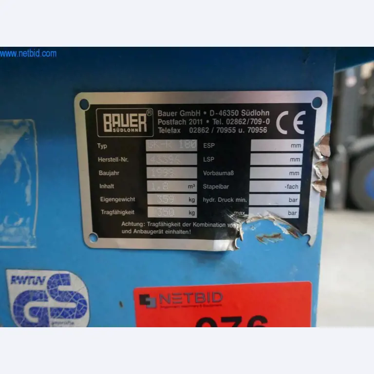 Máquinas para a produção de mobiliário para salas de estar-2