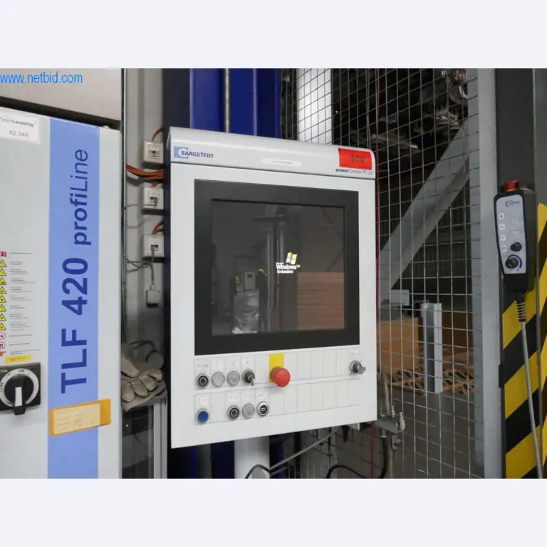 Máquinas para a produção de mobiliário para salas de estar-4