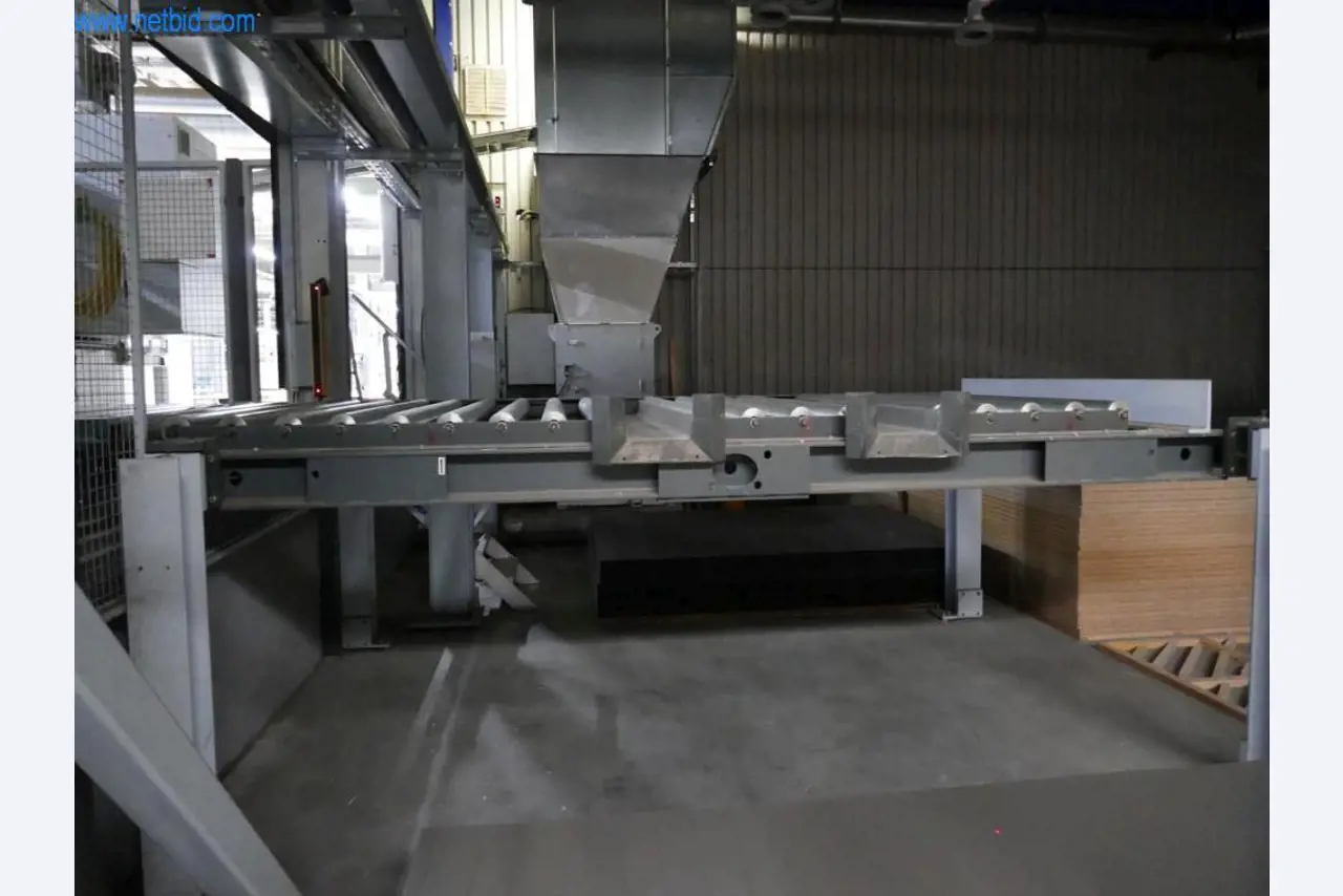 Máquinas para a produção de mobiliário para salas de estar-9