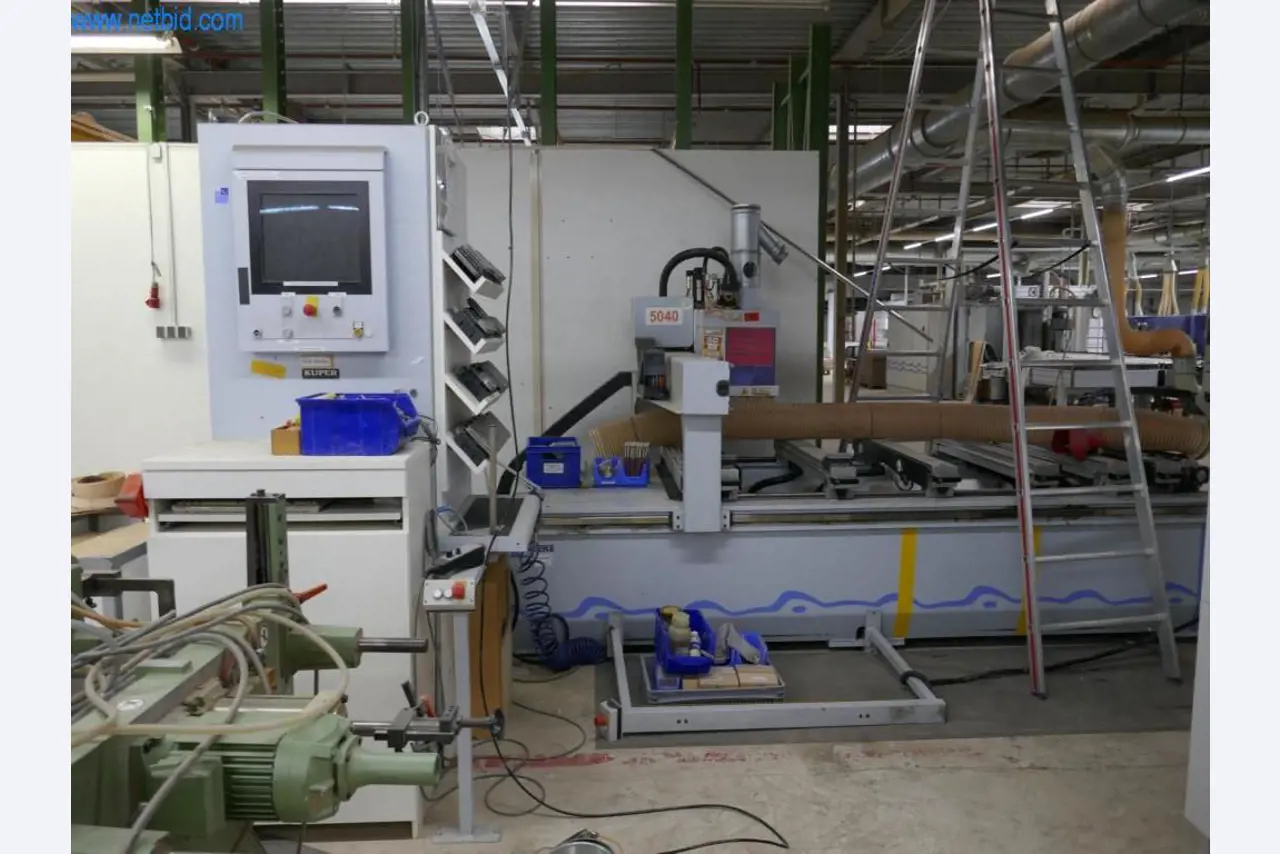 Máquinas para la fabricación de muebles de salón-1