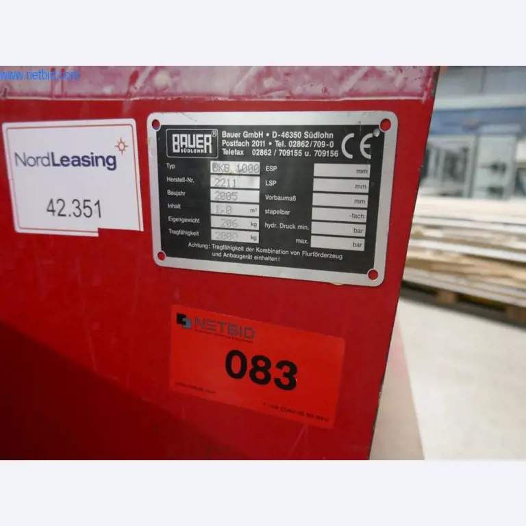 Stroje na výrobu obývacího nábytku-2