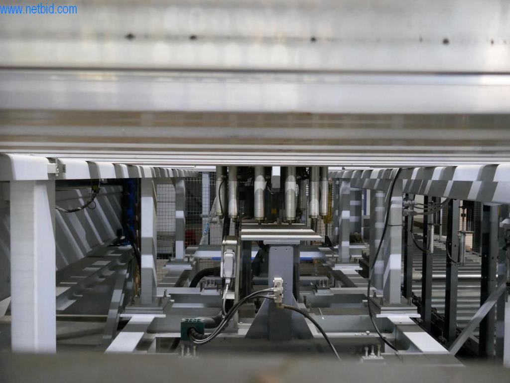 Maschinen zur Herstellung von Wohnraummöbeln-12