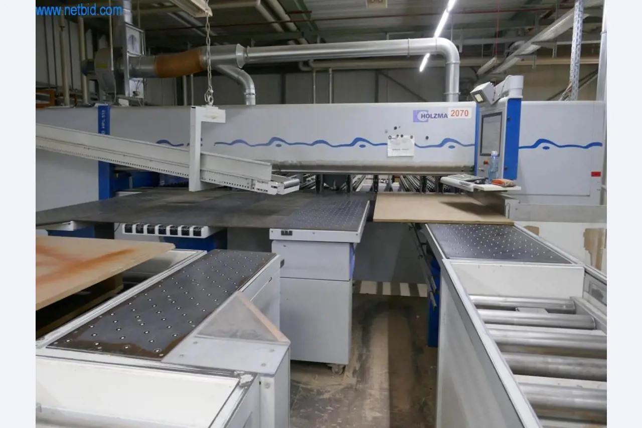 Máquinas para a produção de mobiliário para salas de estar-1