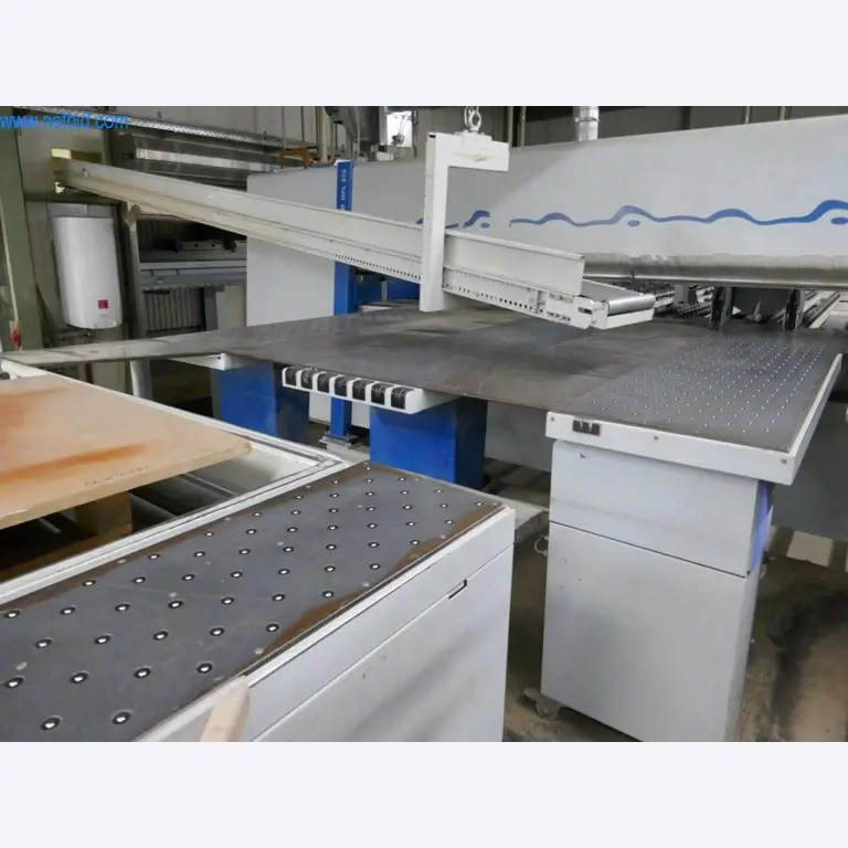 Máquinas para a produção de mobiliário para salas de estar-3