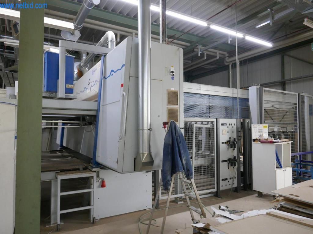 Maschinen zur Herstellung von Wohnraummöbeln-4