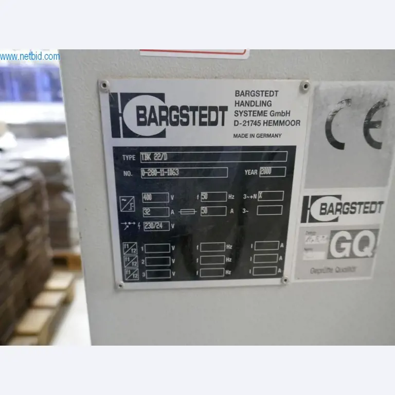 Máquinas para a produção de mobiliário para salas de estar-2