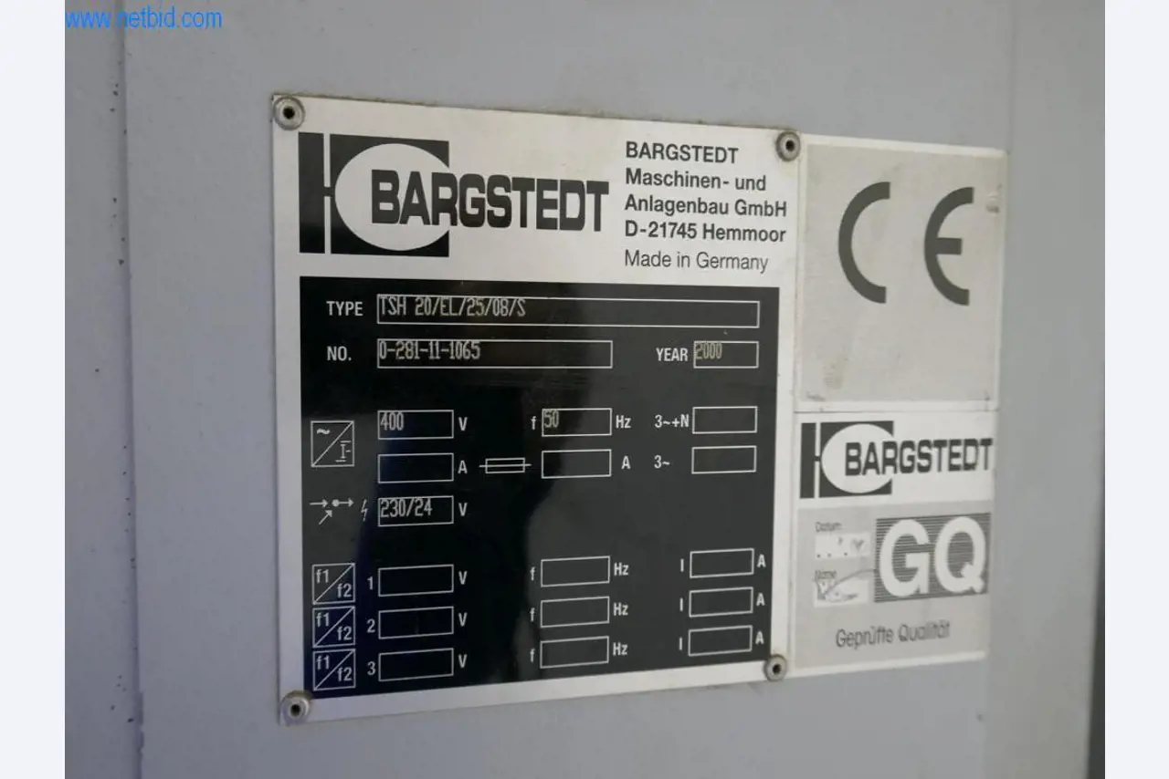 Máquinas para a produção de mobiliário para salas de estar-2