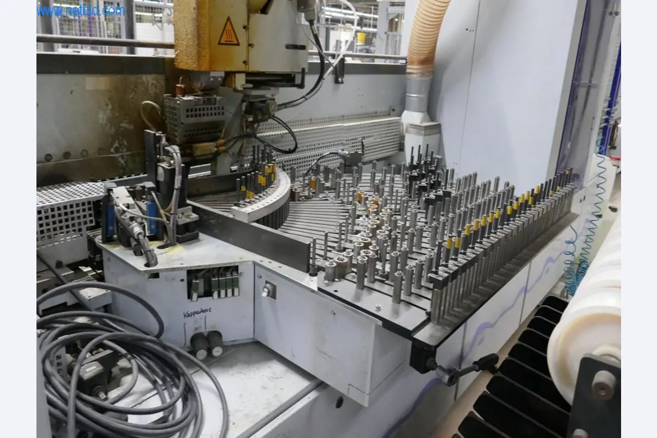 Máquinas para a produção de mobiliário para salas de estar-9