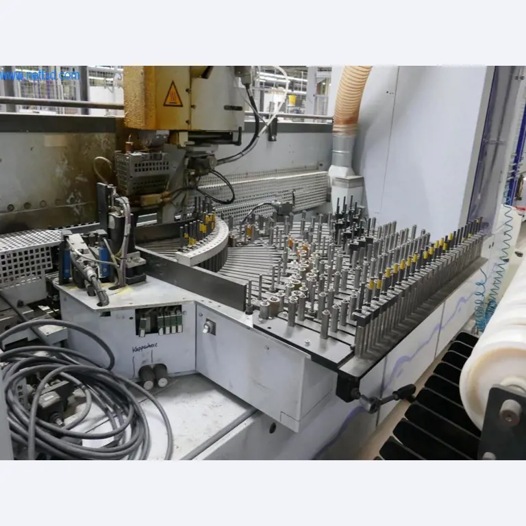 Máquinas para a produção de mobiliário para salas de estar-9