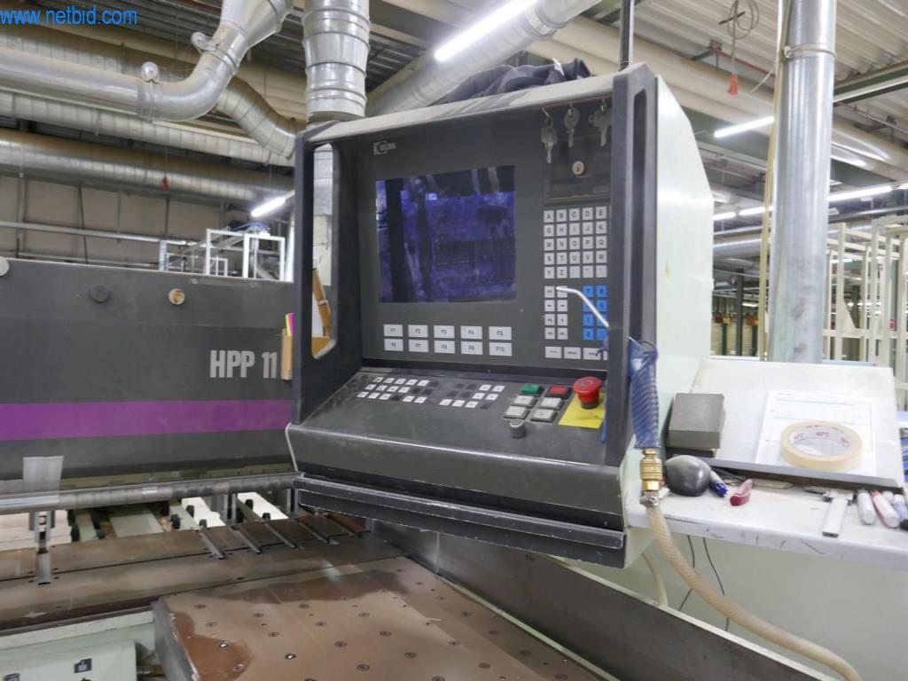 Maschinen zur Herstellung von Wohnraummöbeln-3