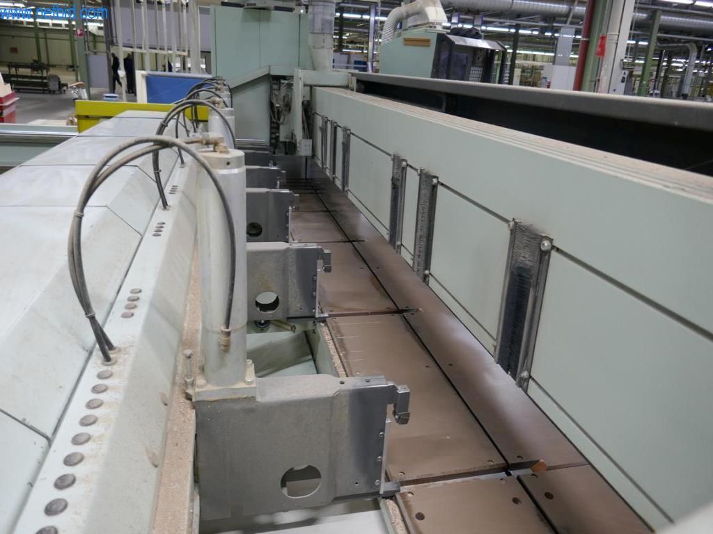 Maschinen zur Herstellung von Wohnraummöbeln-6