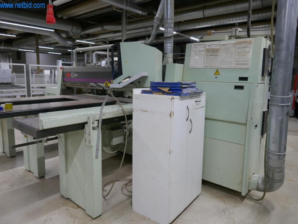 Maschinen zur Herstellung von Wohnraummöbeln-7