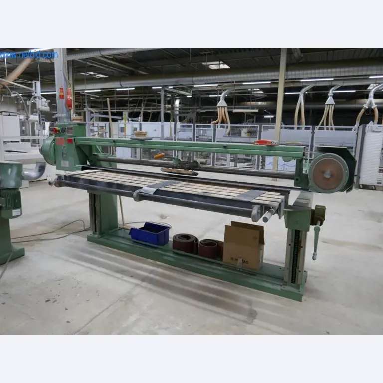 Máquinas para a produção de mobiliário para salas de estar-1