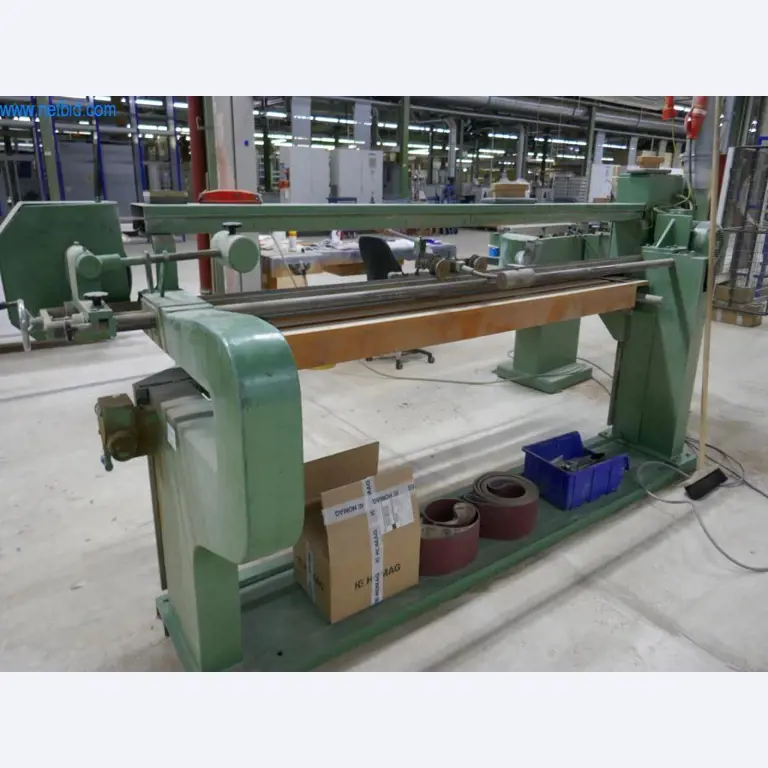 Máquinas para a produção de mobiliário para salas de estar-6