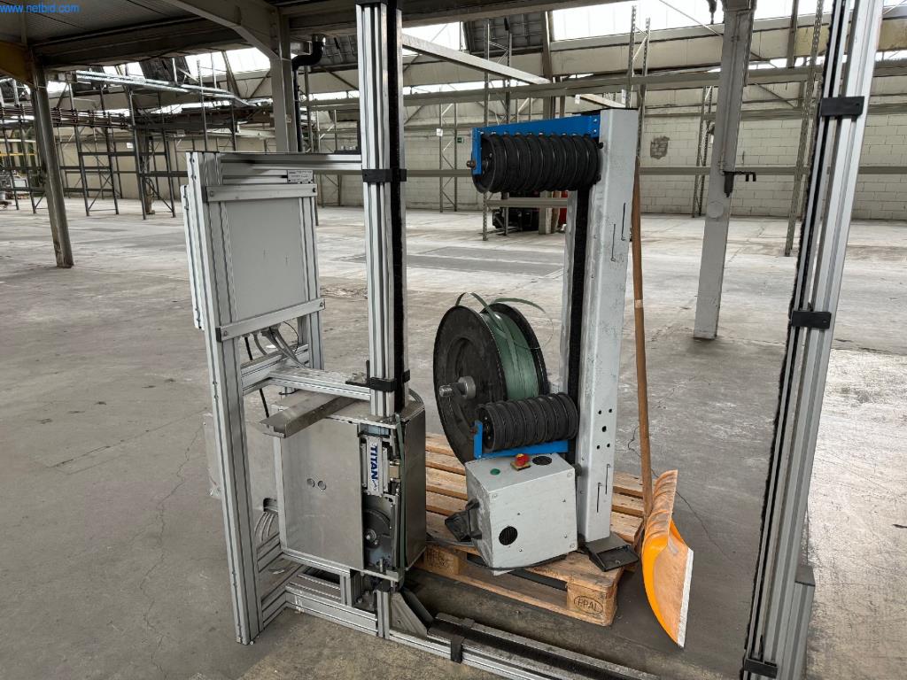 Machines pour la fabrication de meubles d'intérieur-2