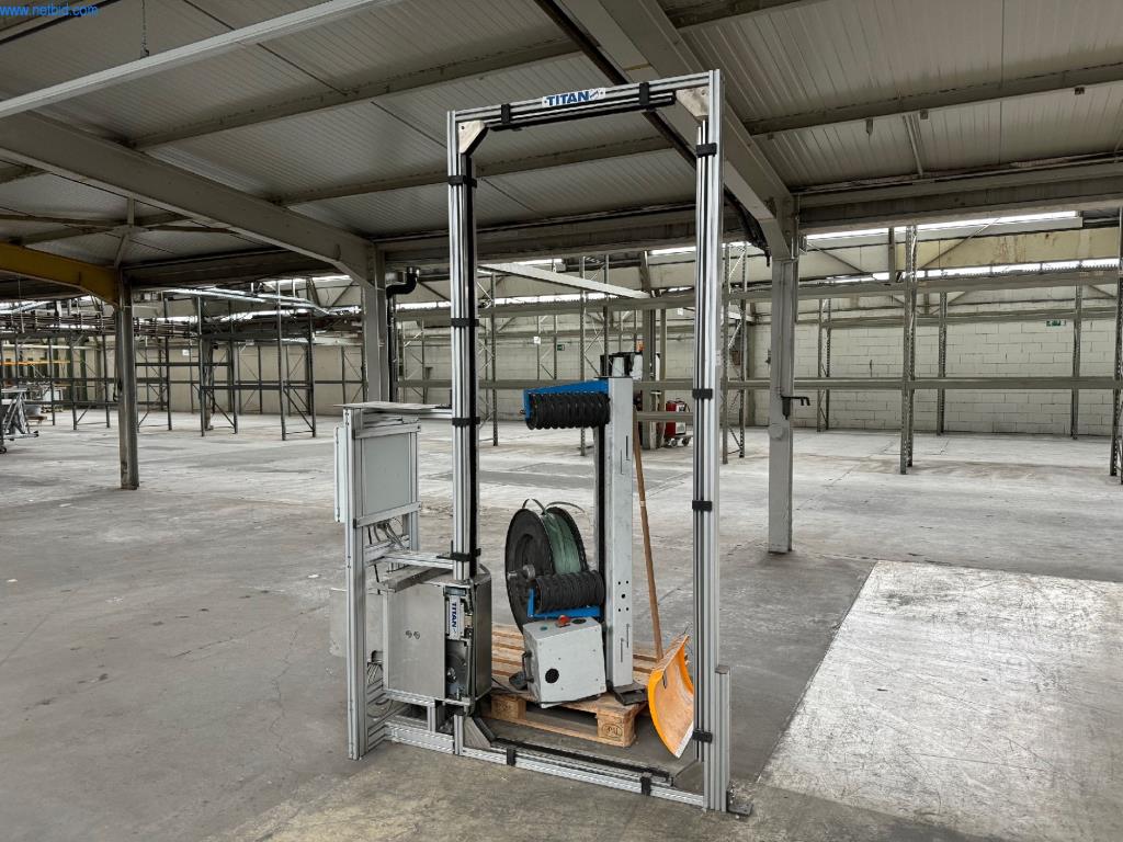 Machines pour la fabrication de meubles d'intérieur-3