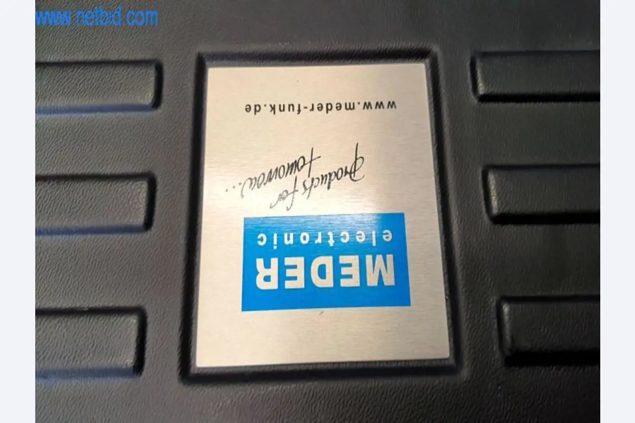 Máquinas para a produção de mobiliário para salas de estar-7