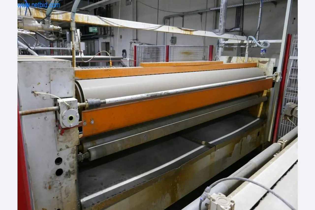 Máquinas para a produção de mobiliário para salas de estar-11