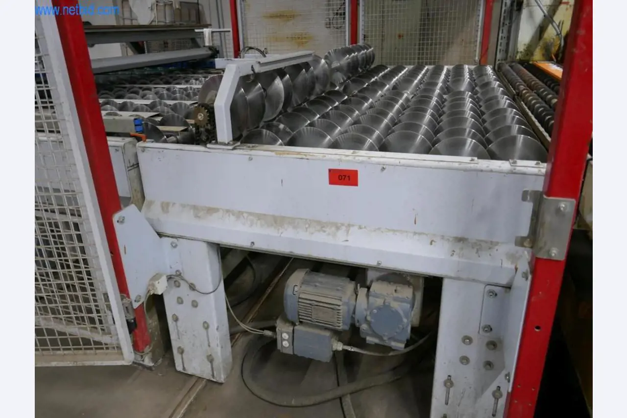 Máquinas para a produção de mobiliário para salas de estar-12