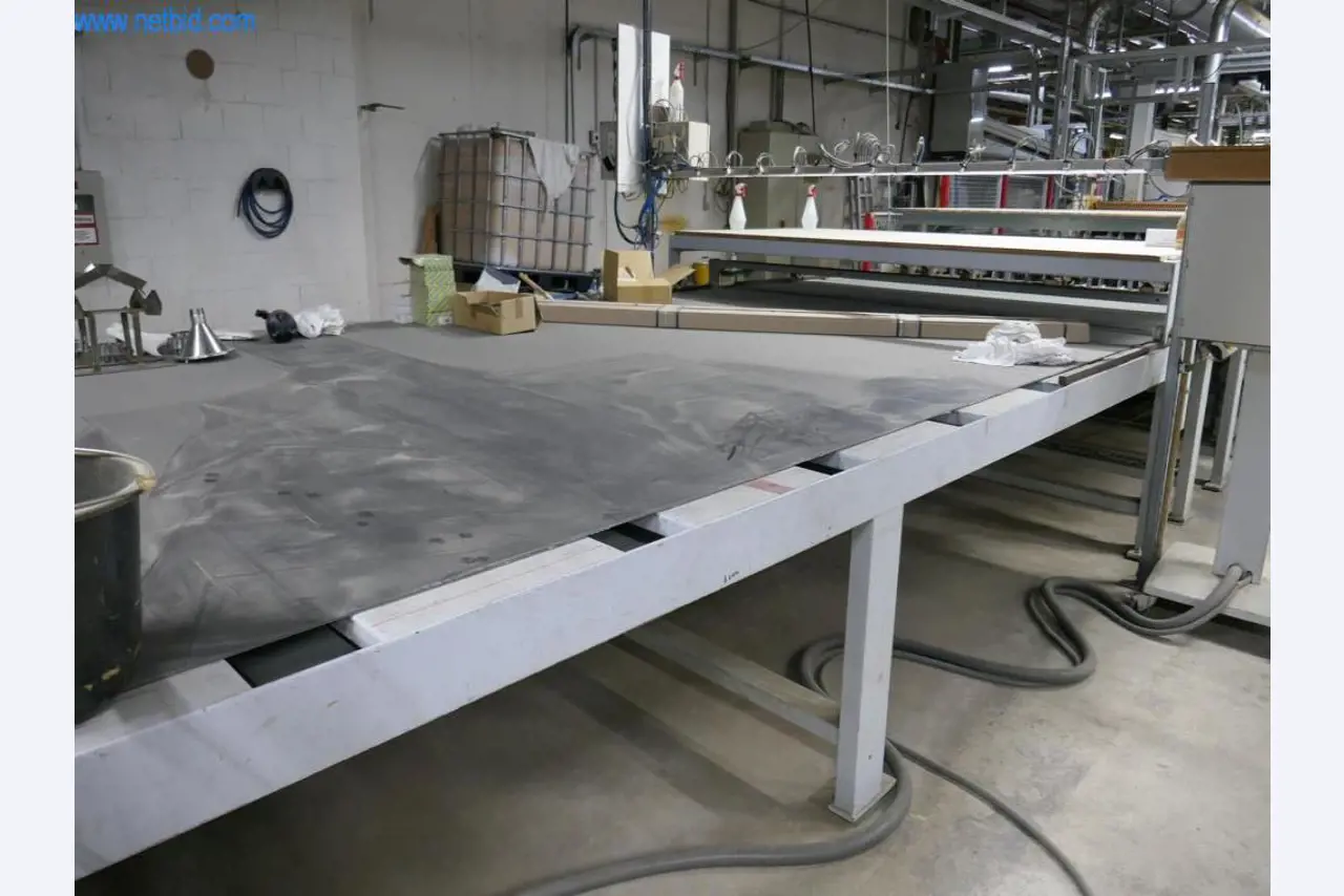 Máquinas para a produção de mobiliário para salas de estar-17