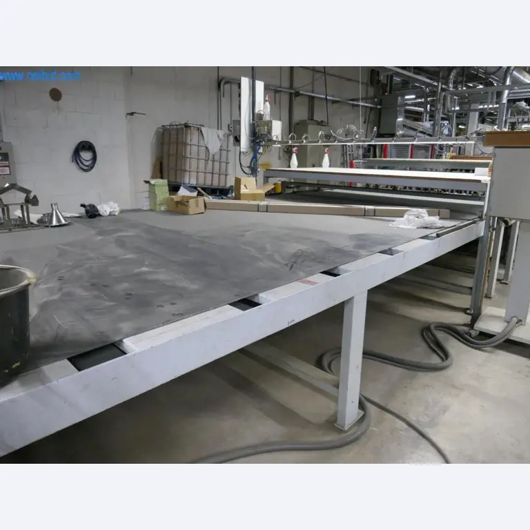 Máquinas para a produção de mobiliário para salas de estar-17