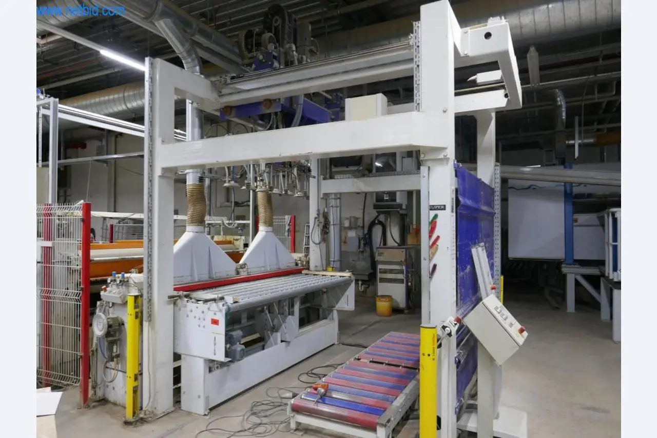 Máquinas para a produção de mobiliário para salas de estar-2