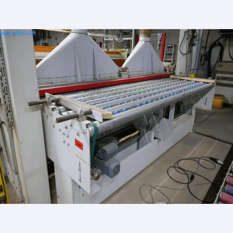 Máquinas para a produção de mobiliário para salas de estar-3