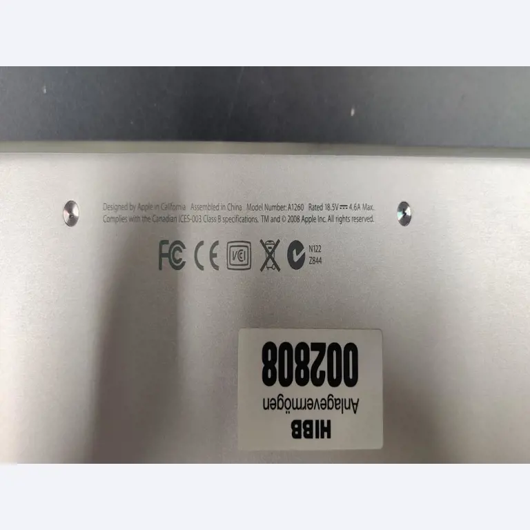 Diversos equipos informáticos para una escuela de formación profesional-2