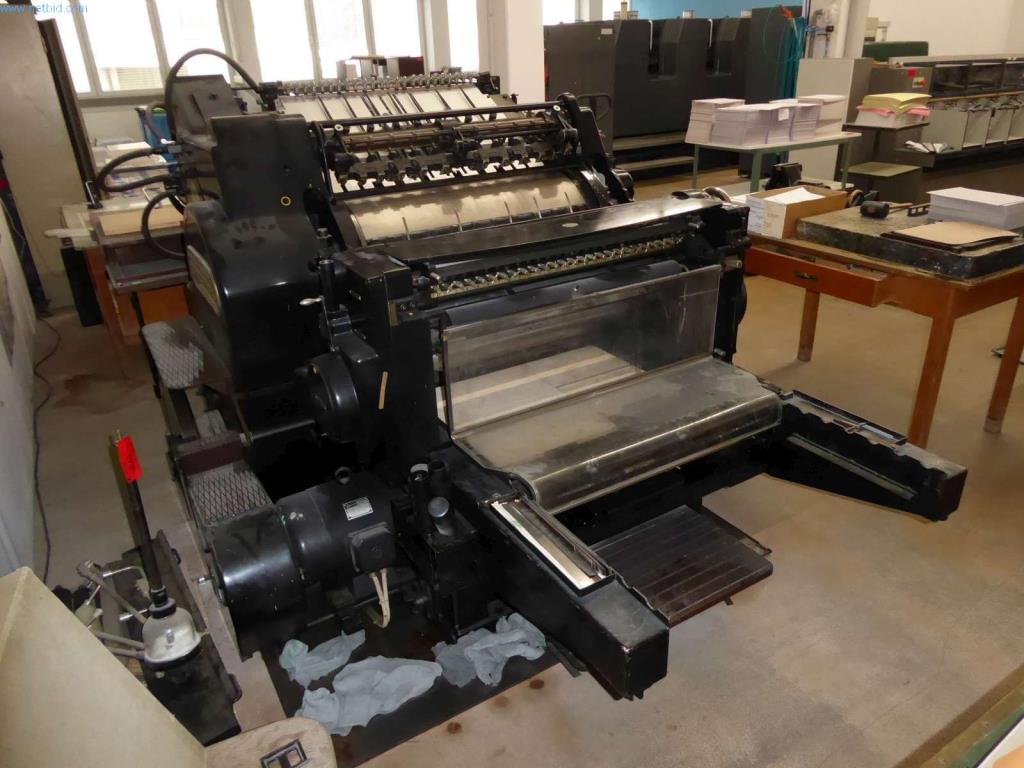 Stroje a zařízení v tiskárně-10