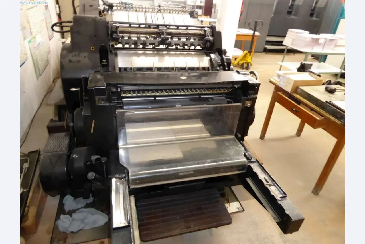 Machines en apparatuur in een drukkerij-11