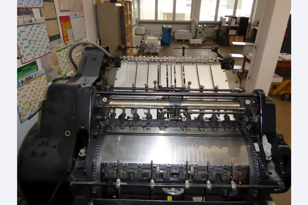 Machines en apparatuur in een drukkerij-14