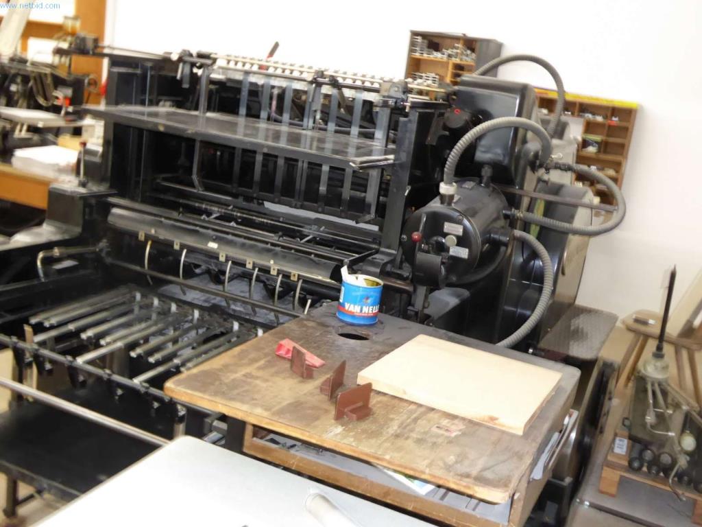 Stroje a zařízení v tiskárně-15