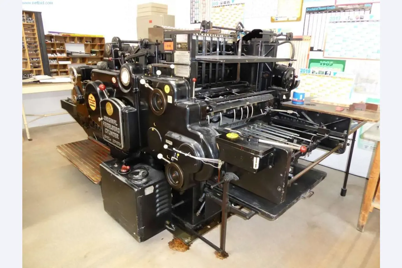 Machines en apparatuur in een drukkerij-1