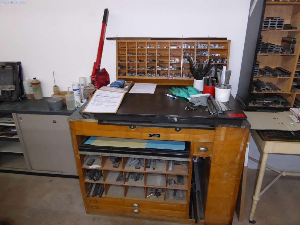 Stroje a zařízení v tiskárně-4