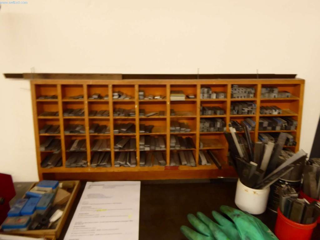 Stroje a zařízení v tiskárně-7