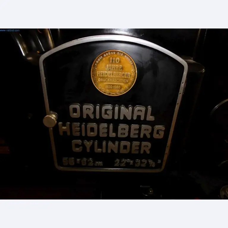 Machines en apparatuur in een drukkerij-8