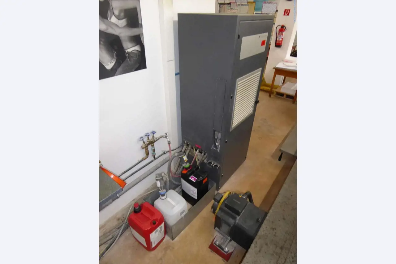 Machines en apparatuur in een drukkerij-21