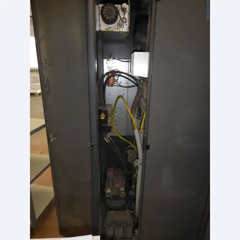 Machines en apparatuur in een drukkerij-25