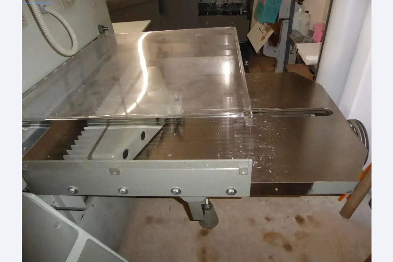 Stroje a zařízení v tiskárně-14