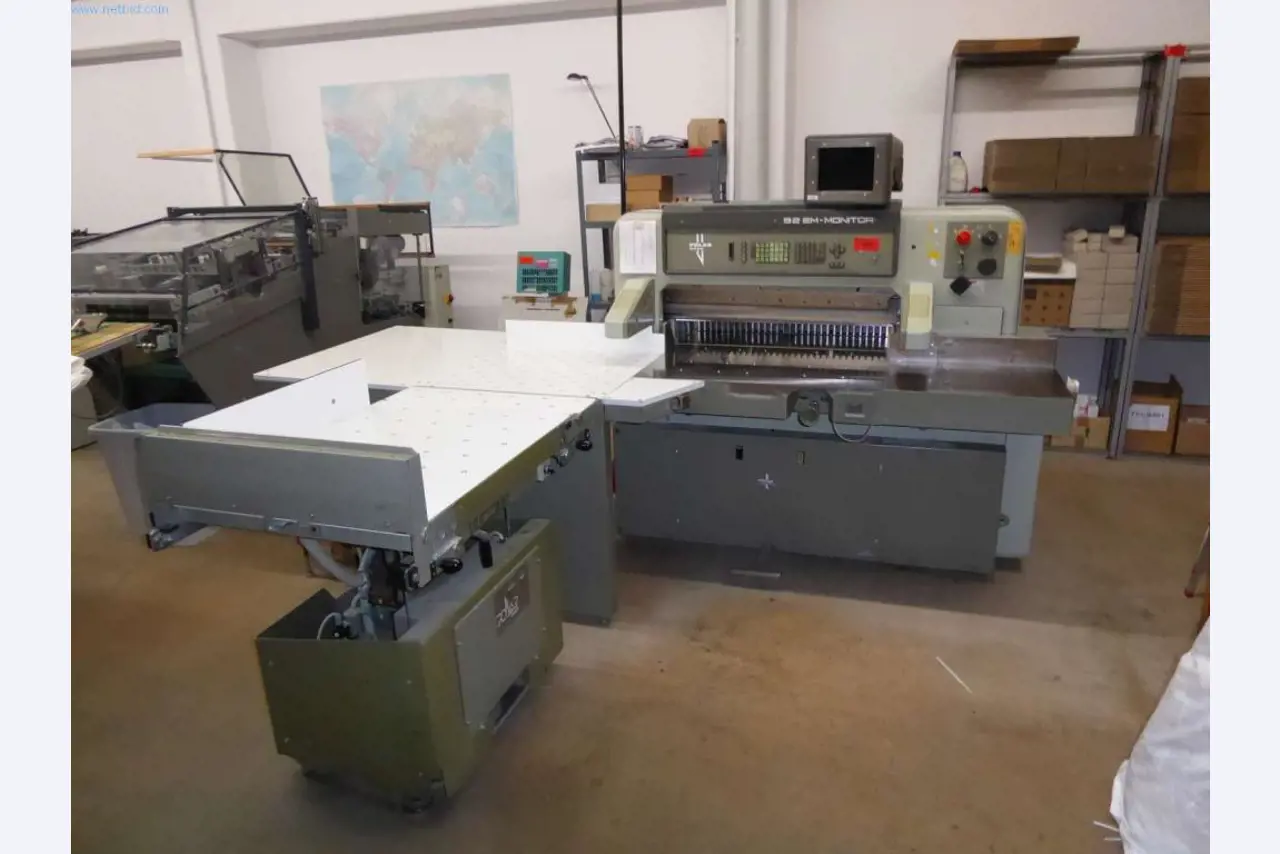 Stroje a zařízení v tiskárně-6