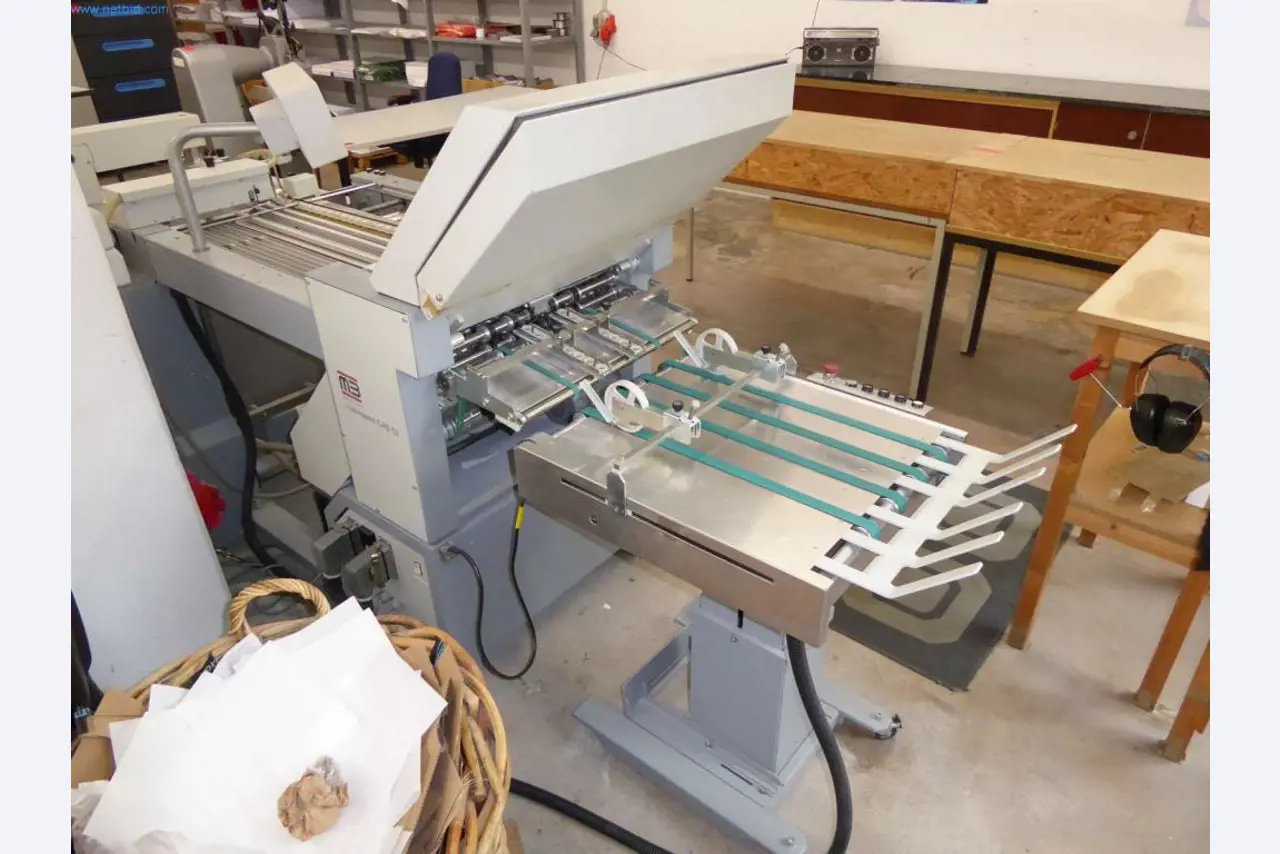 Stroje a zařízení v tiskárně-3