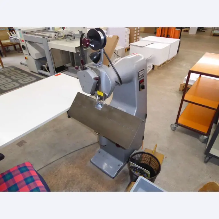 Máquinas y equipos de una imprenta-1