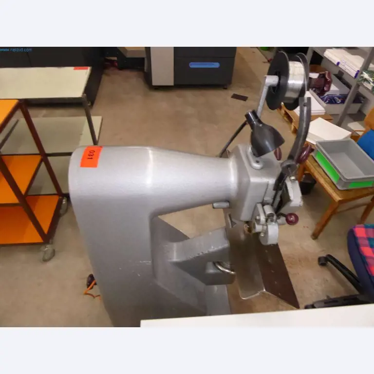 Máquinas y equipos de una imprenta-7