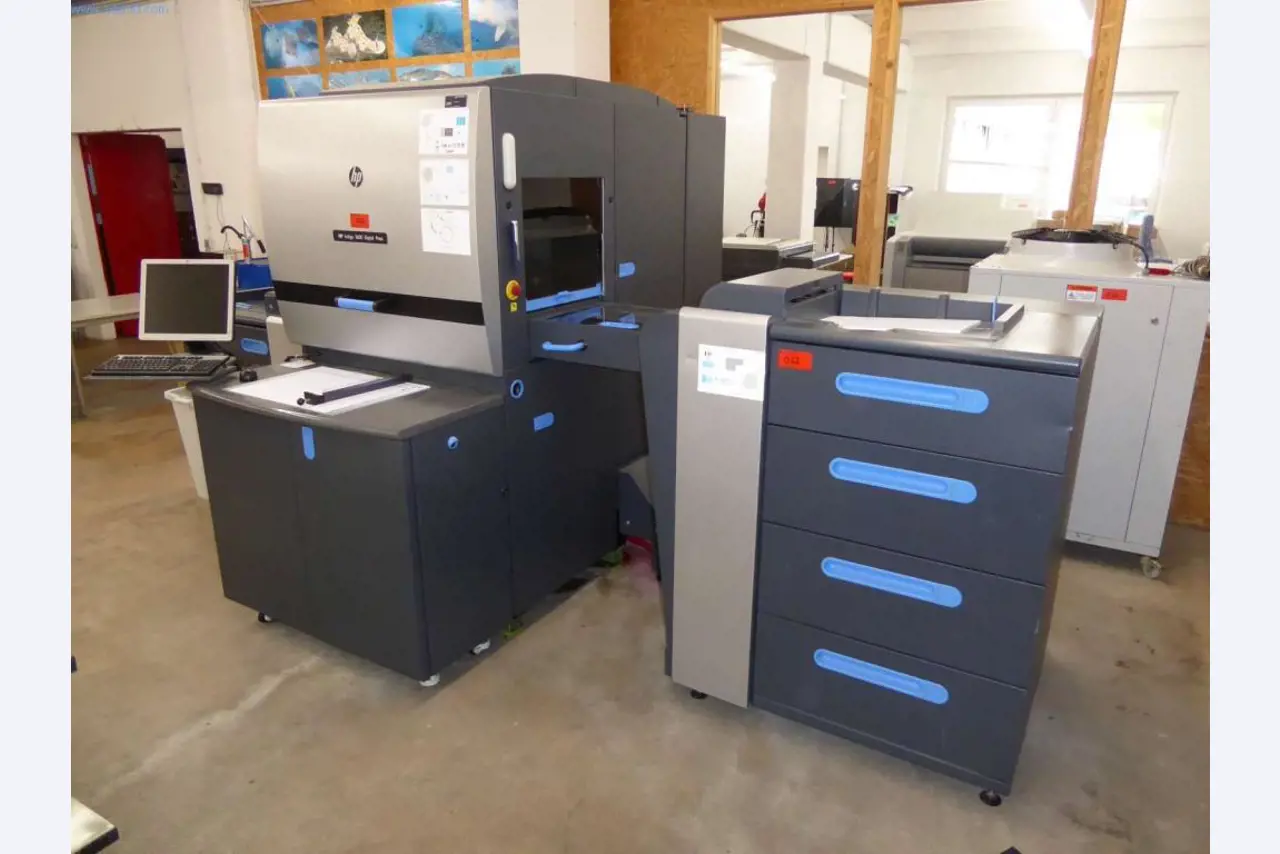 Machines en apparatuur in een drukkerij-1