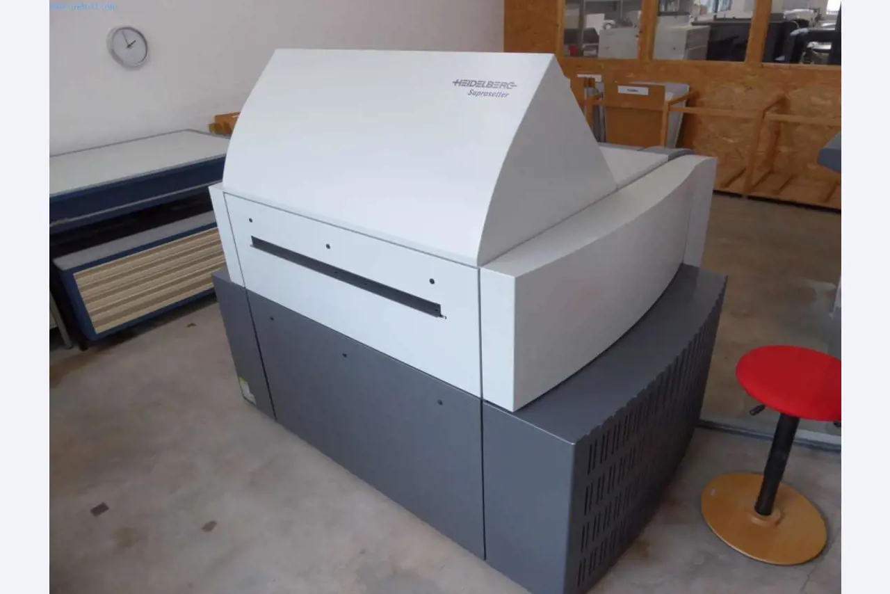 Stroje a zařízení v tiskárně-2