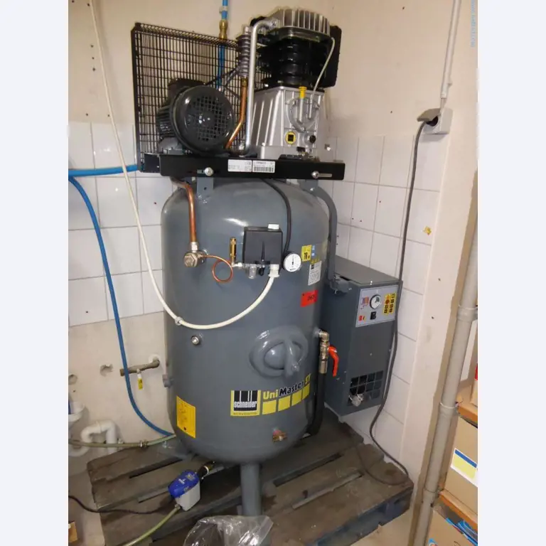 Machines en apparatuur in een drukkerij-1