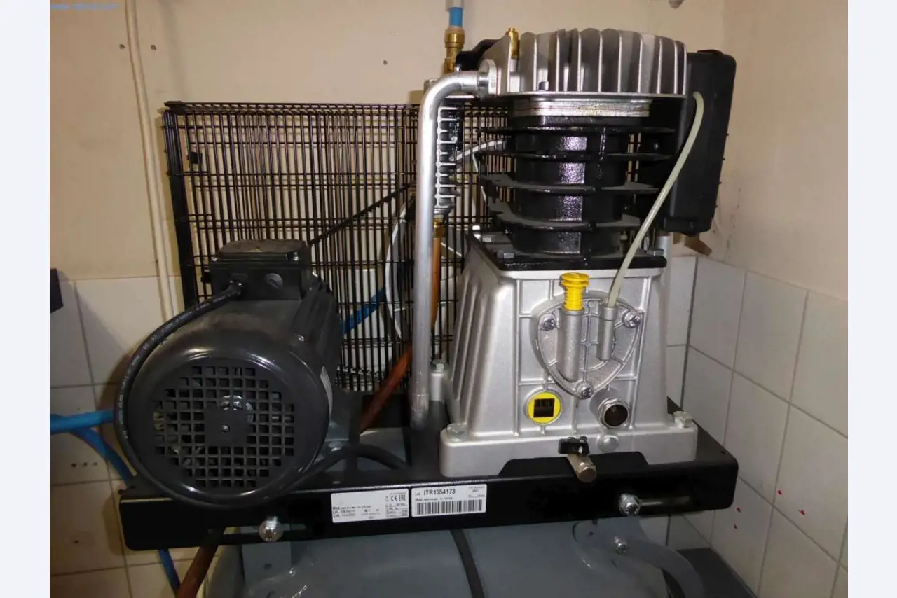 Machines en apparatuur in een drukkerij-2