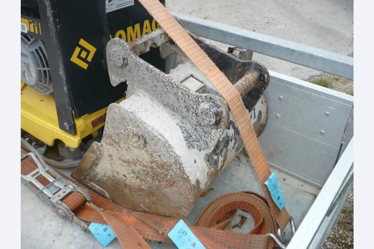 Vehículos, maquinaria y equipos de construcción-4